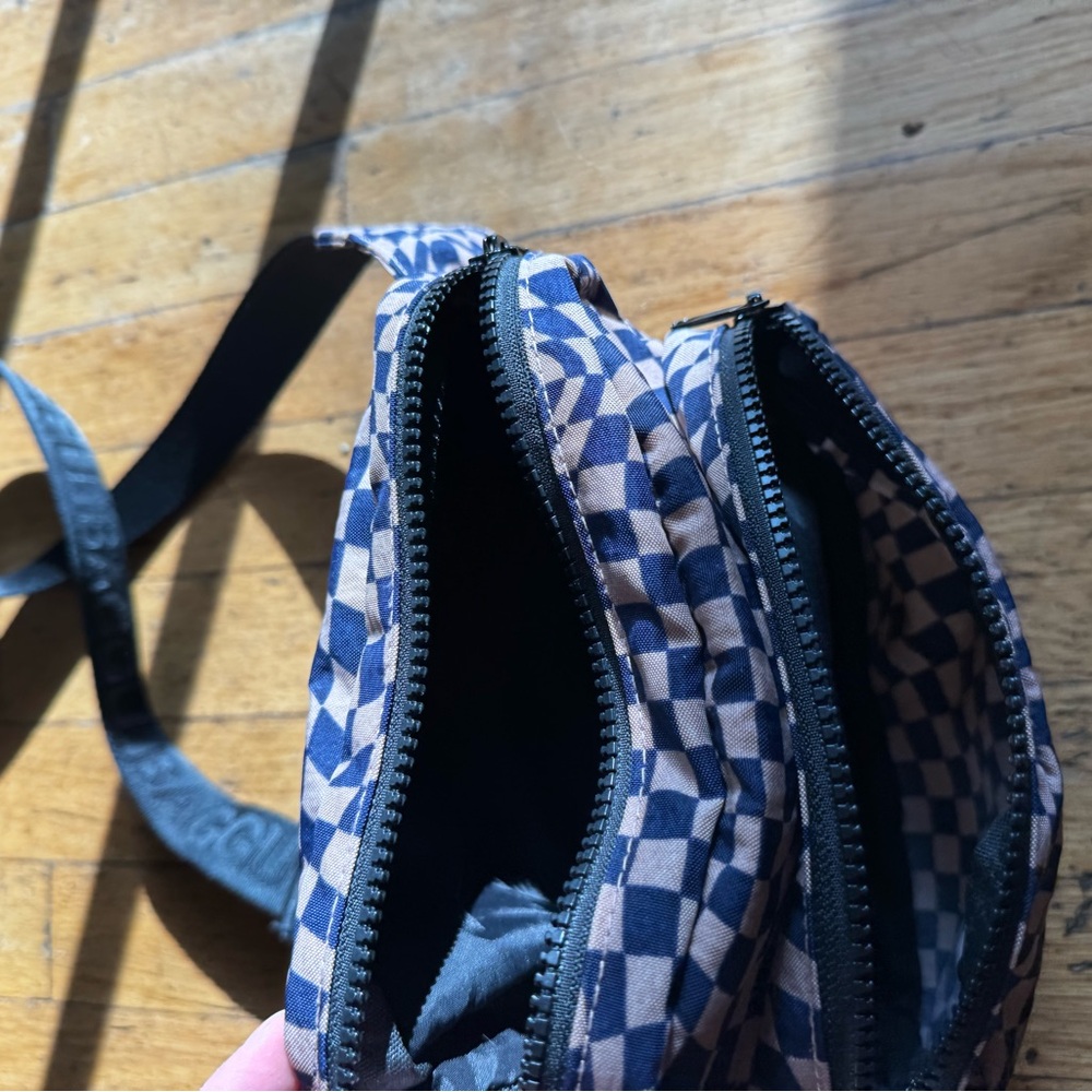 Baggu Indigo Trippy Checker Fanny Pack - Picture 8 of 9